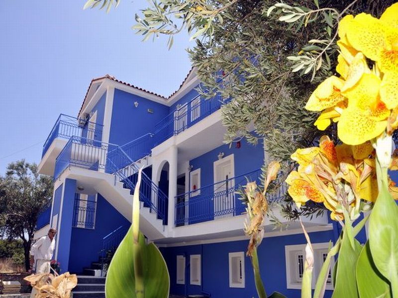 Folies Apartment Lourdata  Ngoại thất bức ảnh